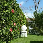 Azores Garden House - And Private - Self Access Keyboard