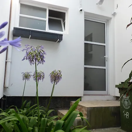 Azores Garden House - And Private - Self Access Keyboard ポンタ・デルガダ