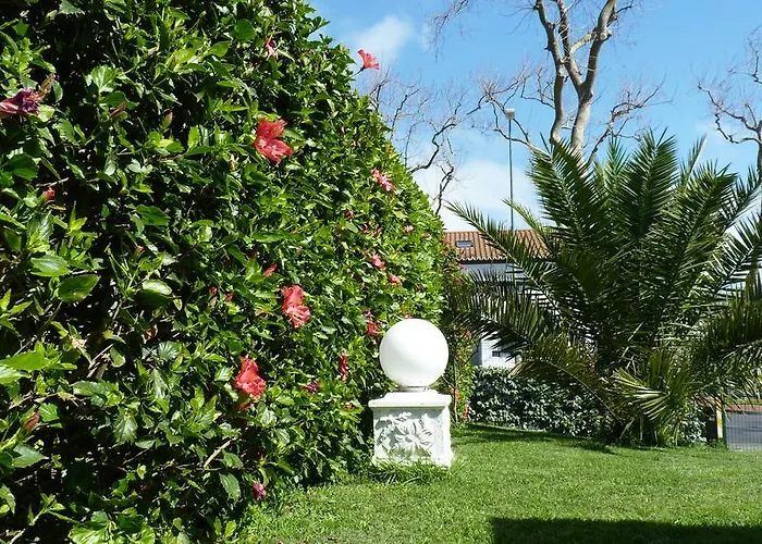 Azores Garden House - And Private - Self Access Keyboard