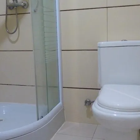 Apartment Azores Garden House - And Private - Self Access Keyboard *