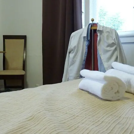 Azores Garden House - And Private - Self Access Keyboard