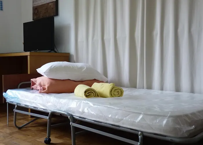 Azores Garden House - And Private - Self Access Keyboard