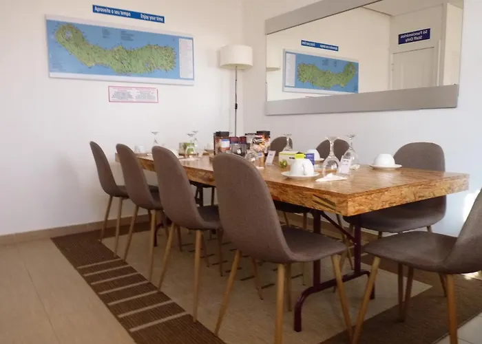 Azores Garden House - And Private - Self Access Keyboard *