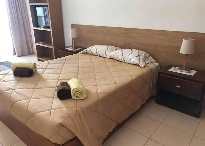 Apartment Azores Garden House - And Private - Self Access Keyboard *