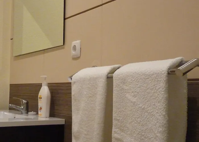 아파트 Azores Garden House - And Private - Self Access Keyboard