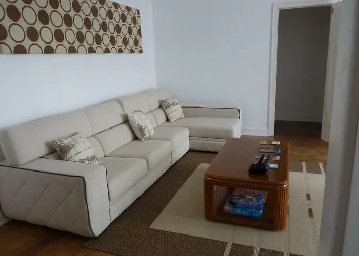 Azores Garden House - And Private - Self Access Keyboard *