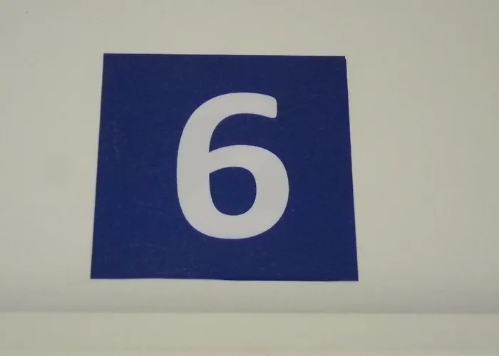 Azores Garden House - And Private - Self Access Keyboard